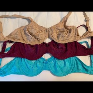 Wacoal halo lace underwire bra 38D set of 3.